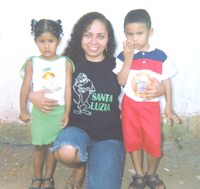 Minha Gatinha e os sobrinhos dela (Que Zoi&atilde;o em!!!)