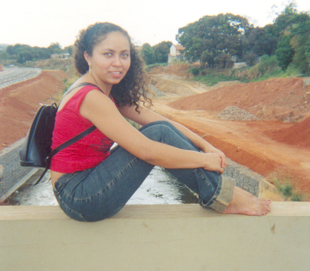 Eu falei que ia terminar e ela queria pular da ponte pode ? 